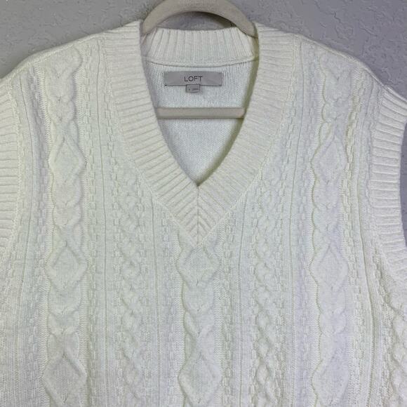 LOFT Sweater Vest Cable Knit Oversized V-Neck Whisper White Preppy Academia - Picture 7 of 14